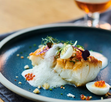 EN AFTEN MED ÆDELSTENE